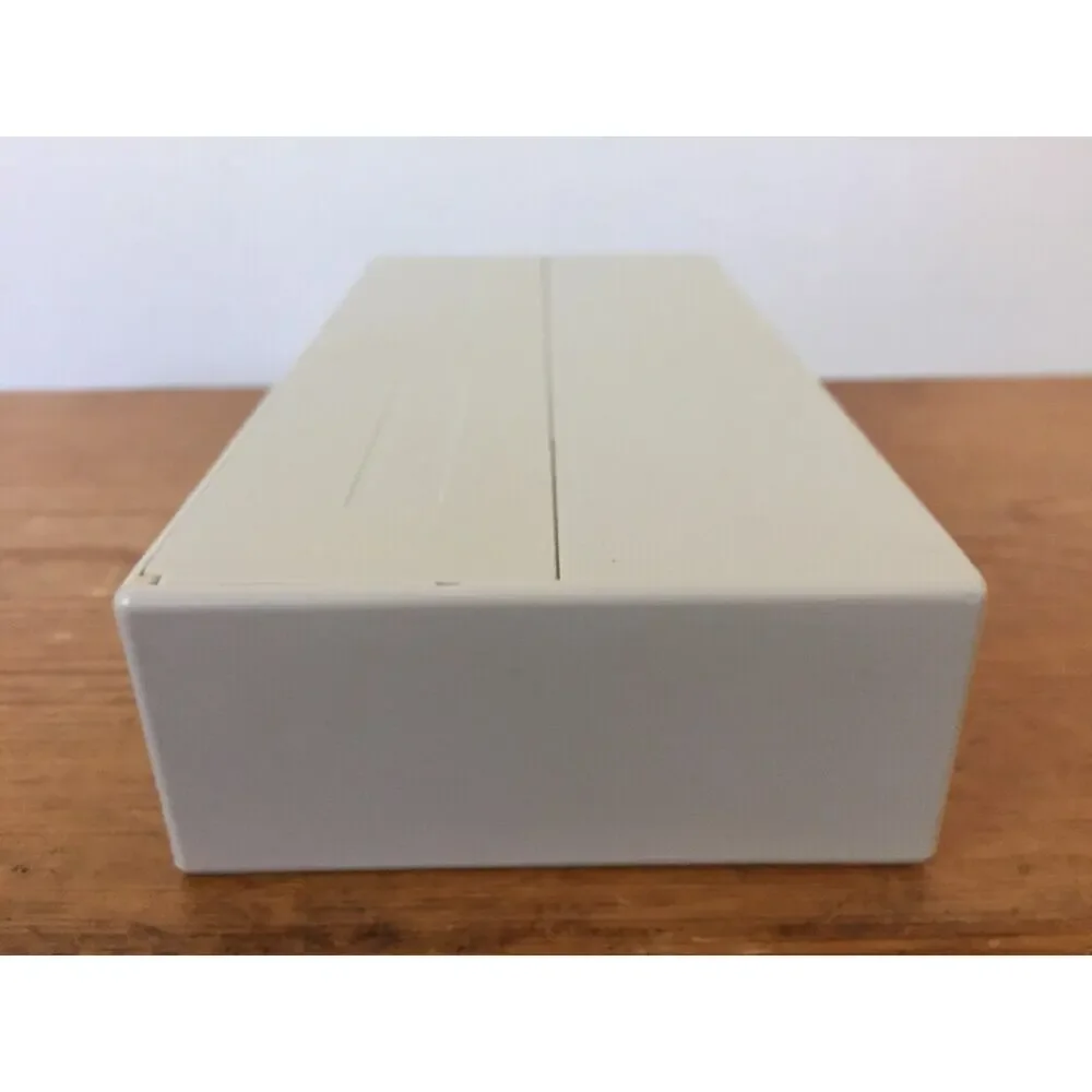 Vintage Sony 3.5in Floppy Disk Media Storage Case Top Open Hard Body Box Beige